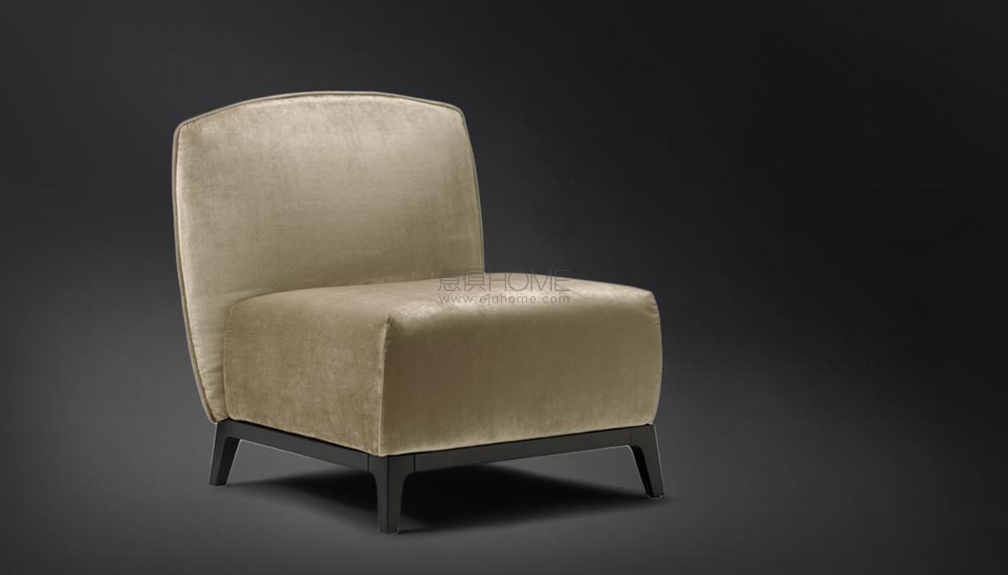 Olivier-small-armchairs 休閑椅