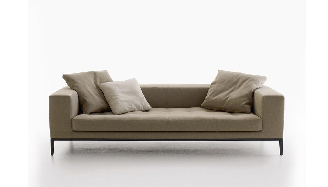 Simplex帶腳多人沙發(fā)