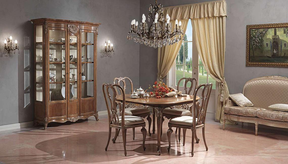 7Louis XV dining room Paris 餐桌