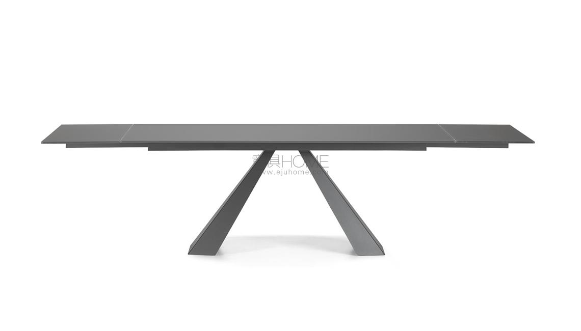 Eliot Drive長餐桌