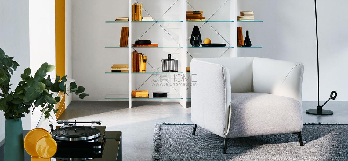 冬日午后，一把單人椅足以享受愜意陽光