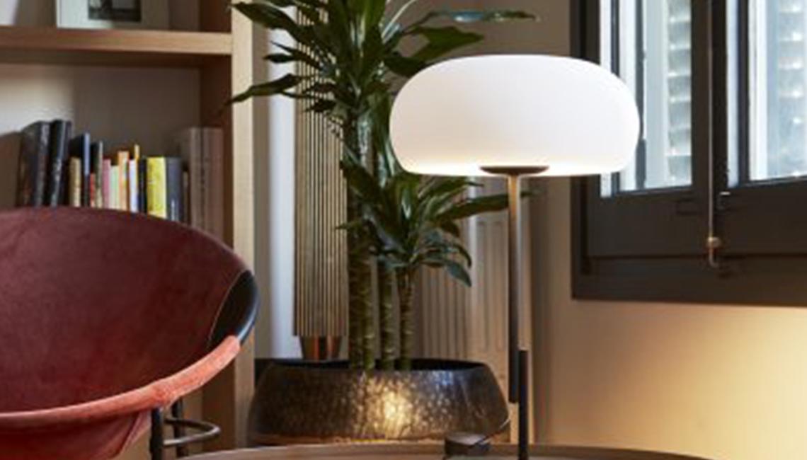 MAESETVetra 臺(tái)燈