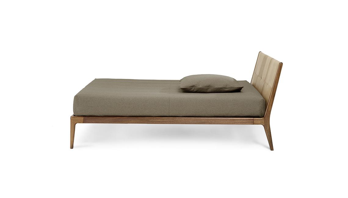 CECCOTTIBRAD LETTO床