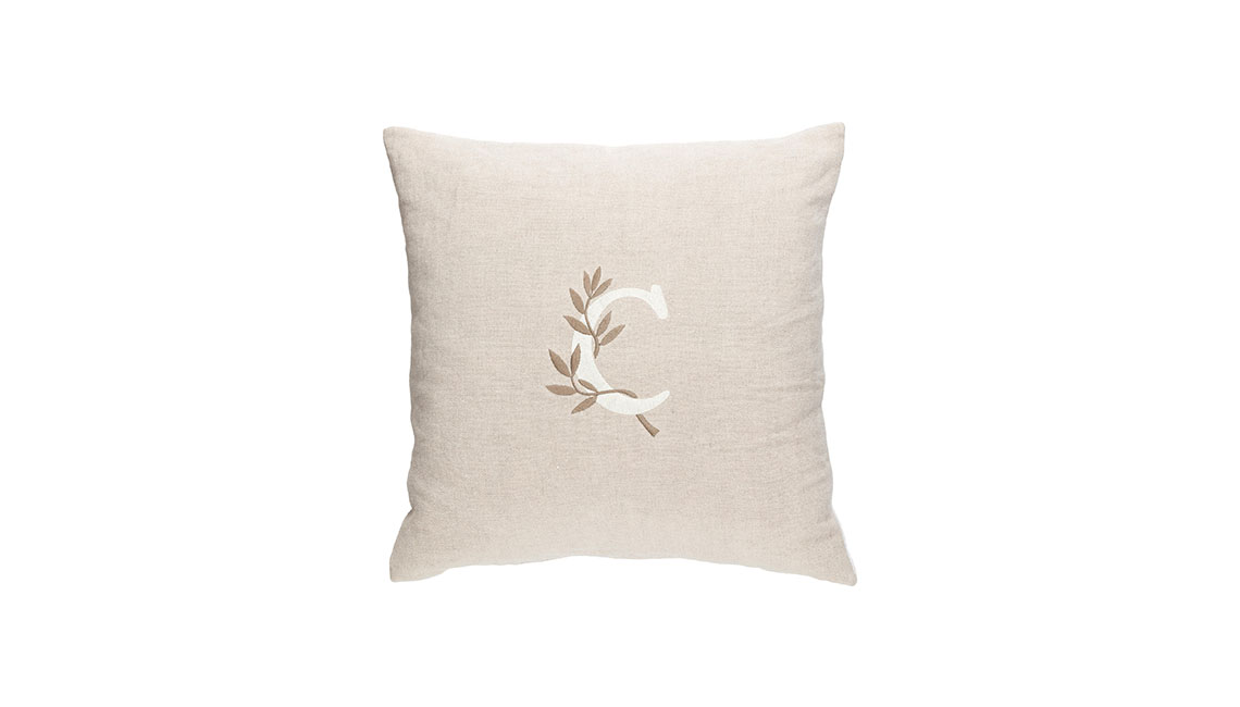 CUSCINO DECORATIVO CON C RICAMATA抱枕