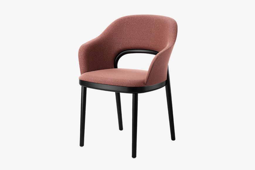 520 PF WOODEN CHAIR 餐椅