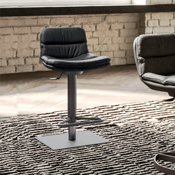 OZZIO ITALIAMORRIS吧椅