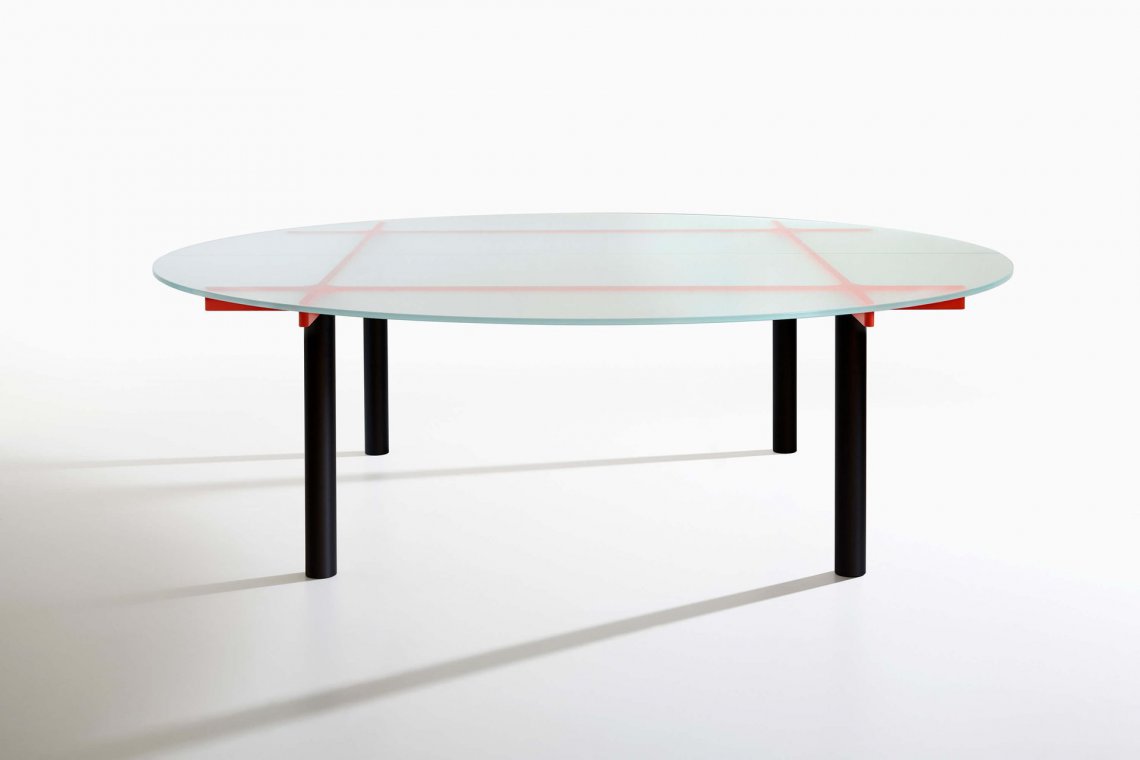 IOCBalance會(huì)議桌