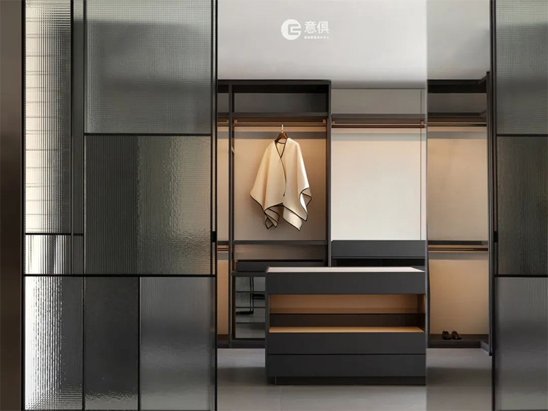 又一套Poliform衣帽間落地了，豪宅大平層還是得配它！