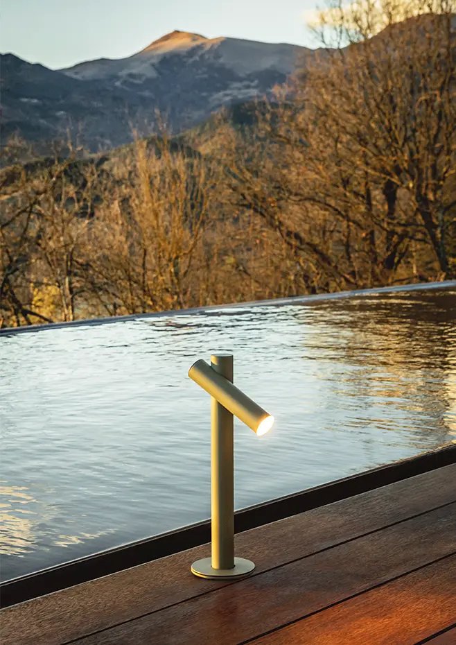 ESTILUZTIK戶外落地?zé)?>
						<div   id=